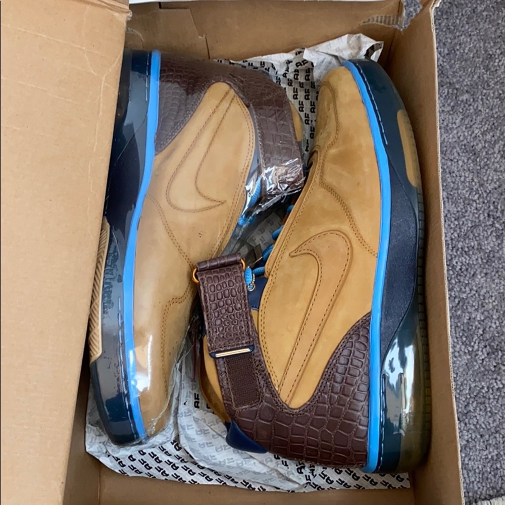 Air Force 25 Leauge Pack Size 11 *NEVER WORN*